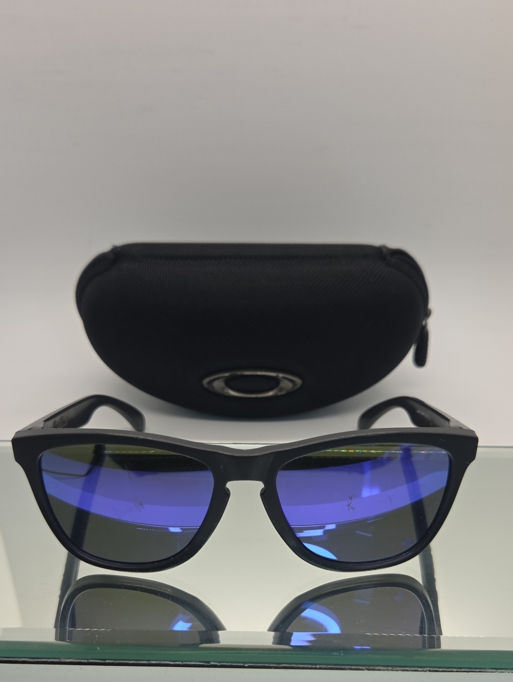 Oakley Frogskins Infinite Hero Black Sunglasses Violet Mirrored Lenses 24-348